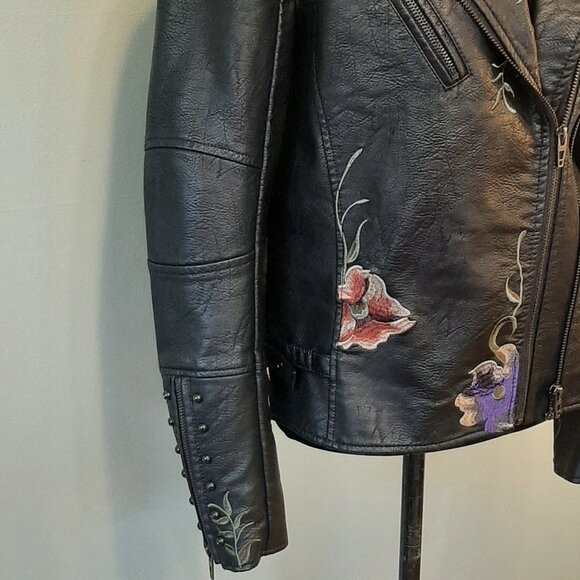 Colleen Lopez Whimsigoth Jacket With Beautiful Embroidery Design - Picture 2 of 9